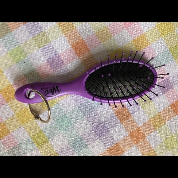 NWT The Wet Brush Limited Edition Key-Chain! 👑 - Picture 6 of 7